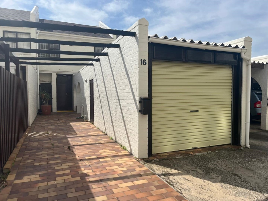 3 Bedroom Property for Sale in Humewood Eastern Cape